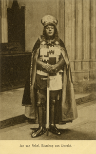 221953 Portret van Johannes van Arkel, voorgesteld door F.J. Frowein, deelnemer in de maskeradeoptocht tijdens de ...